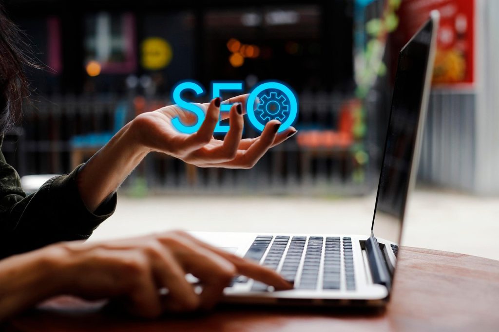 Hoe zit het met SEO bij een gratis website?